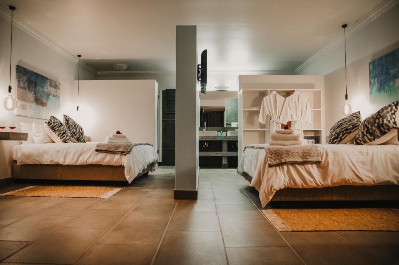 Giardino Boutique Hotel 스바코프문트 외부 사진