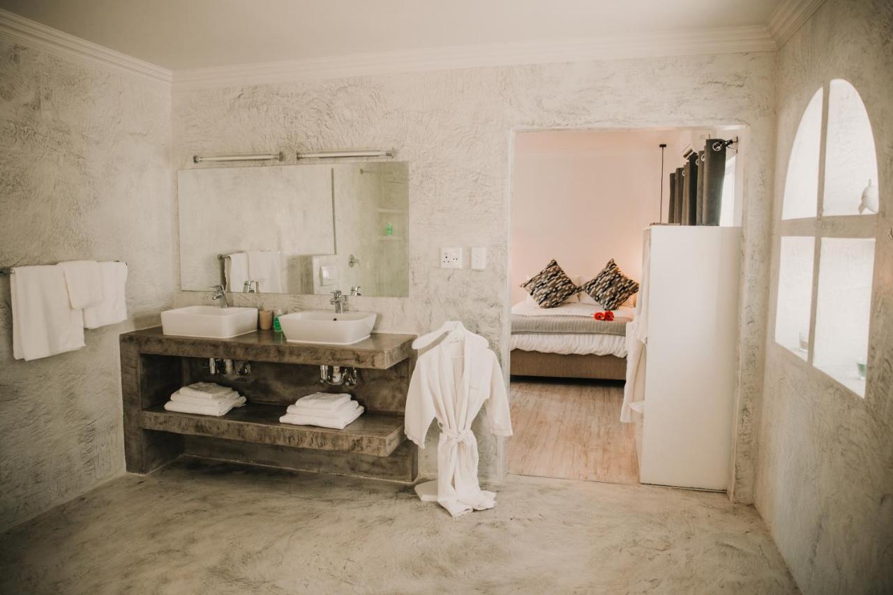 Giardino Boutique Hotel 스바코프문트 외부 사진