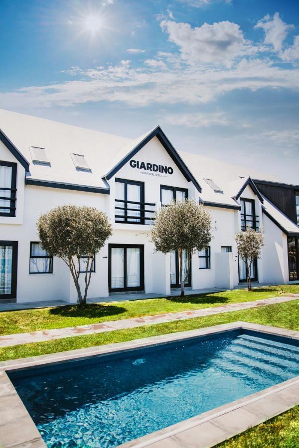 Giardino Boutique Hotel 스바코프문트 외부 사진